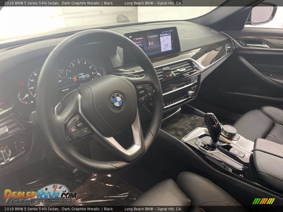 2018 BMW 5 Series 540i Sedan Dark Graphite Metallic / Black Photo #16