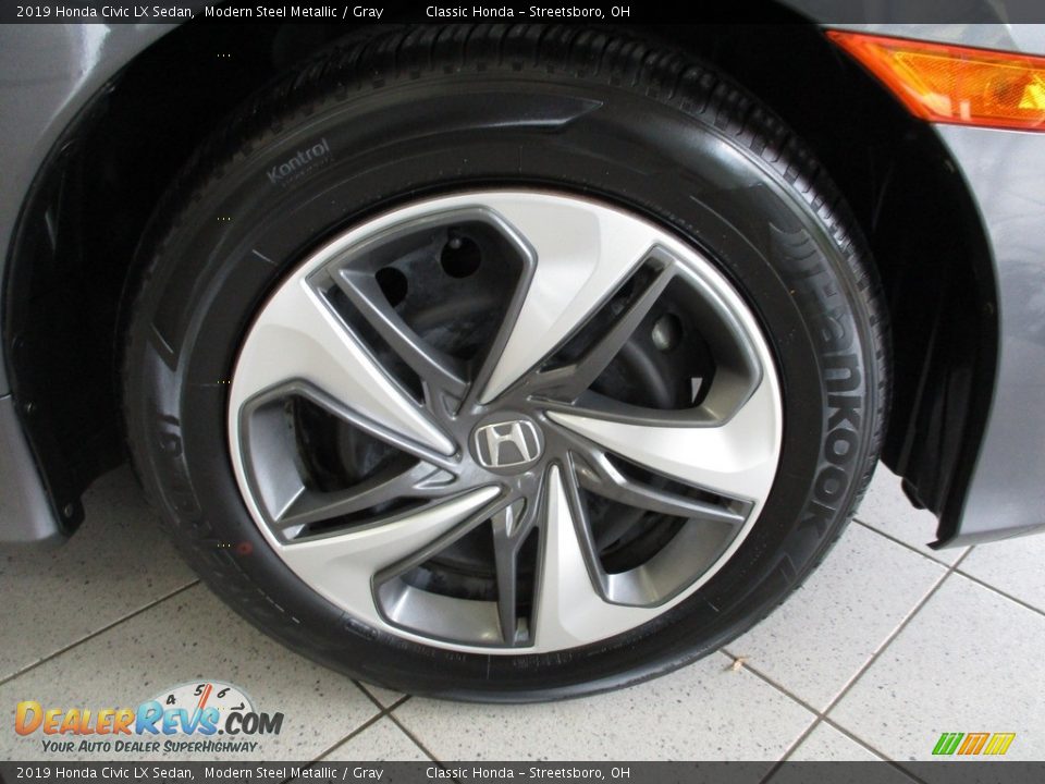 2019 Honda Civic LX Sedan Modern Steel Metallic / Gray Photo #5