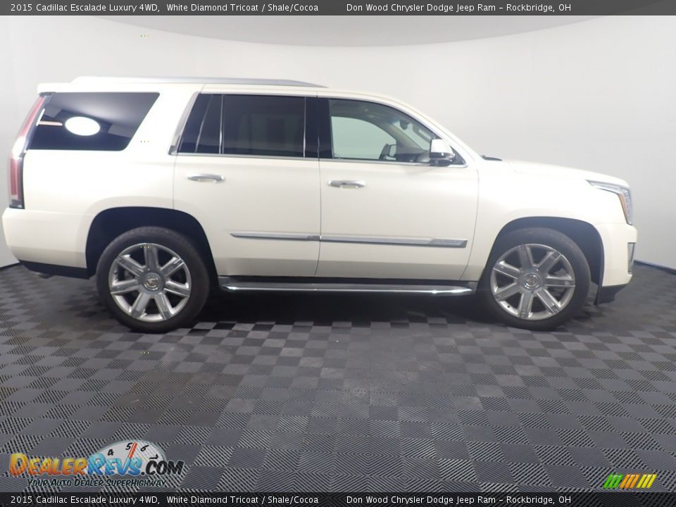 2015 Cadillac Escalade Luxury 4WD White Diamond Tricoat / Shale/Cocoa Photo #15