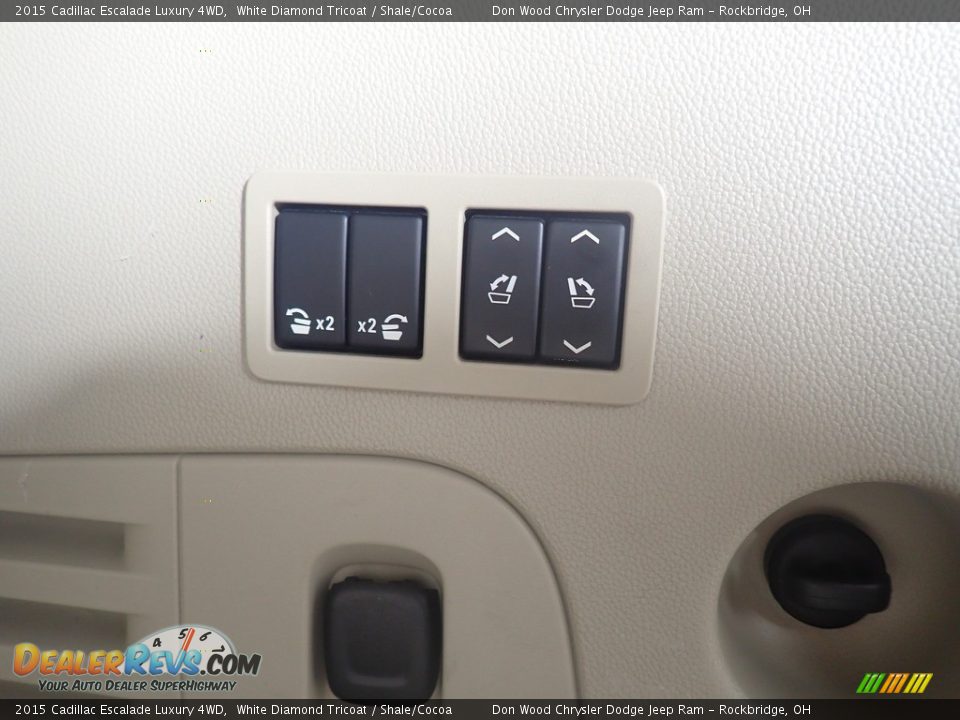 2015 Cadillac Escalade Luxury 4WD White Diamond Tricoat / Shale/Cocoa Photo #19