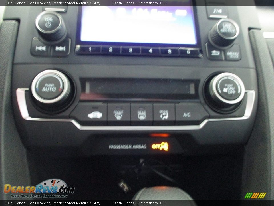 2019 Honda Civic LX Sedan Modern Steel Metallic / Gray Photo #34