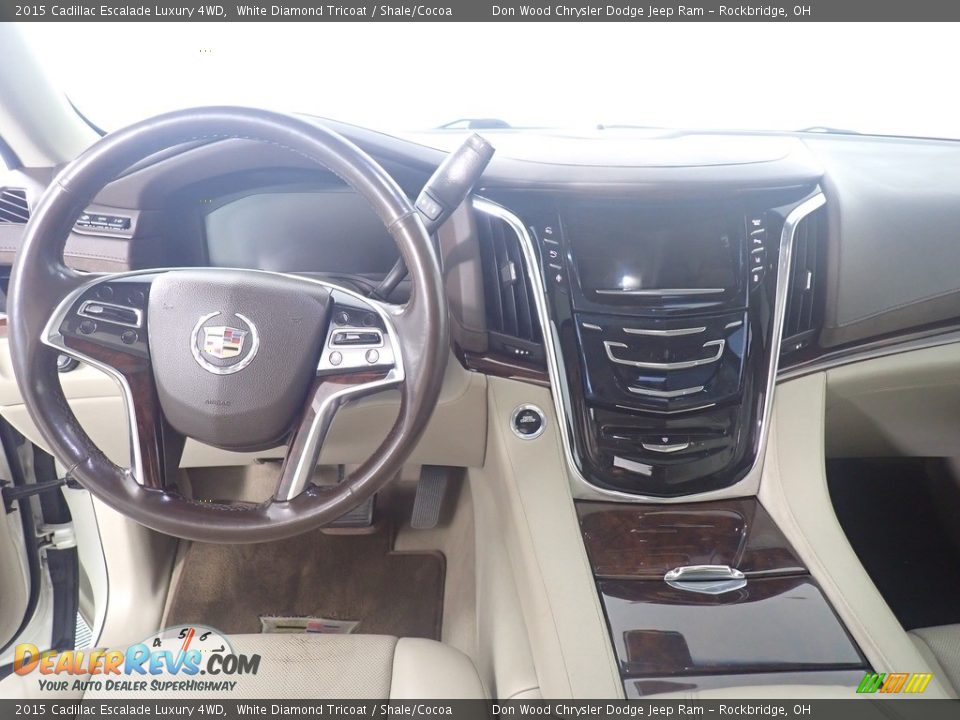 2015 Cadillac Escalade Luxury 4WD White Diamond Tricoat / Shale/Cocoa Photo #30
