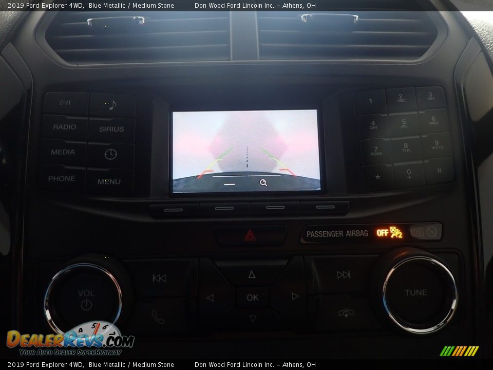 2019 Ford Explorer 4WD Blue Metallic / Medium Stone Photo #2