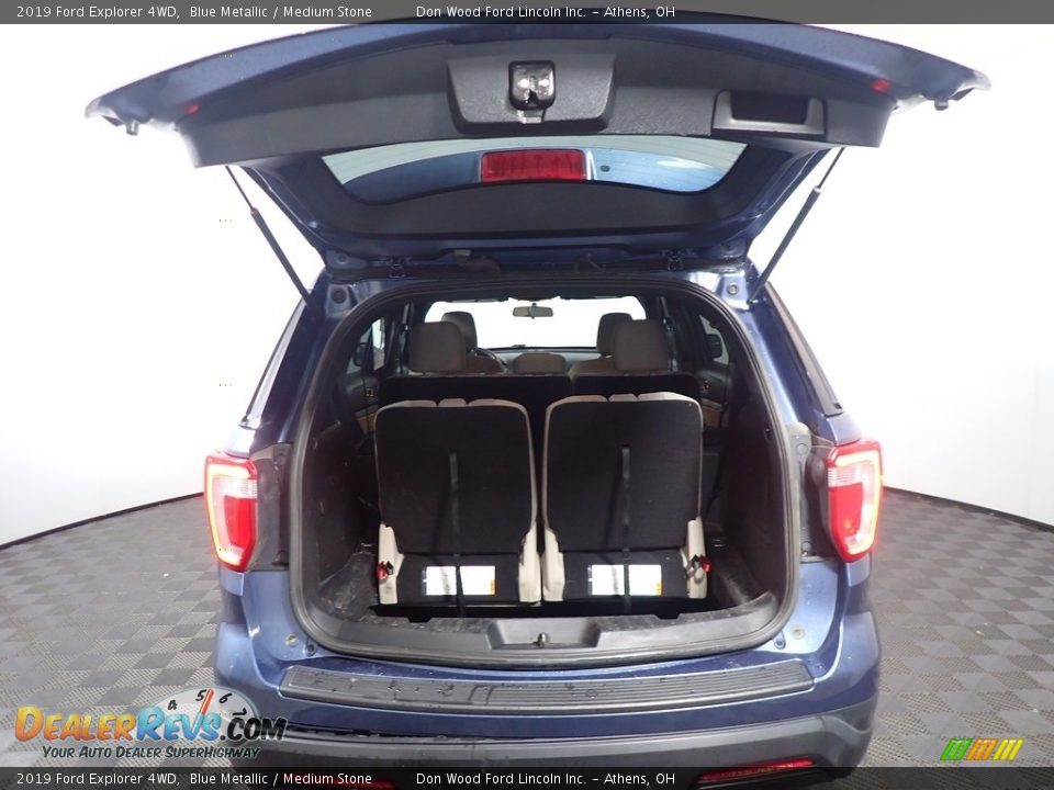 2019 Ford Explorer 4WD Blue Metallic / Medium Stone Photo #14