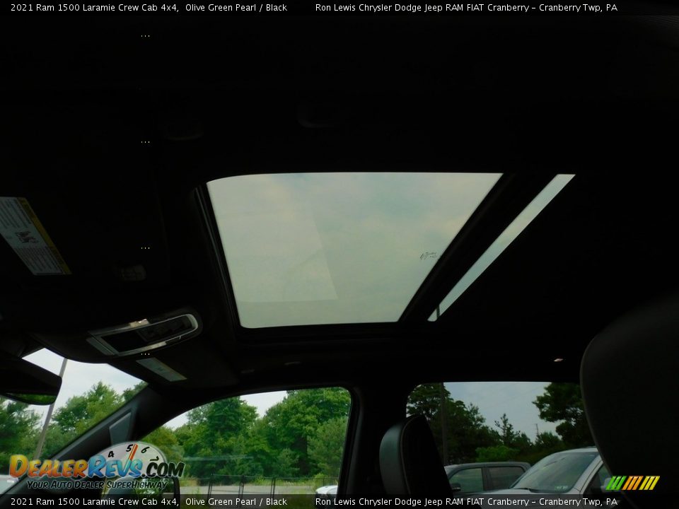 2021 Ram 1500 Laramie Crew Cab 4x4 Olive Green Pearl / Black Photo #15