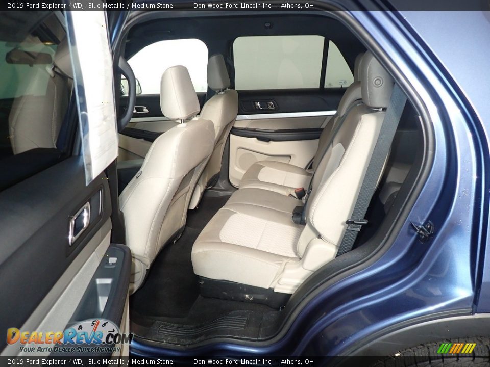 2019 Ford Explorer 4WD Blue Metallic / Medium Stone Photo #35