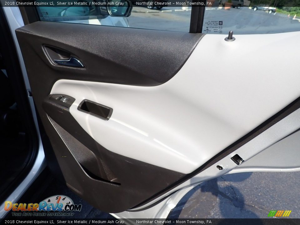 2018 Chevrolet Equinox LS Silver Ice Metallic / Medium Ash Gray Photo #19