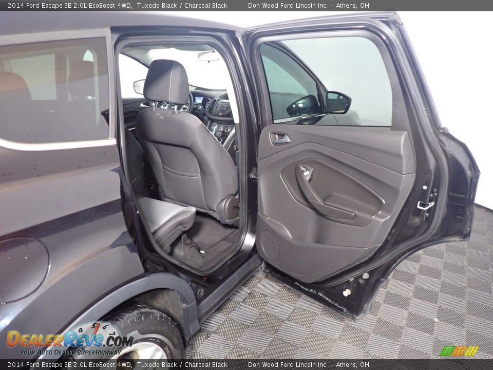 2014 Ford Escape SE 2.0L EcoBoost 4WD Tuxedo Black / Charcoal Black Photo #35