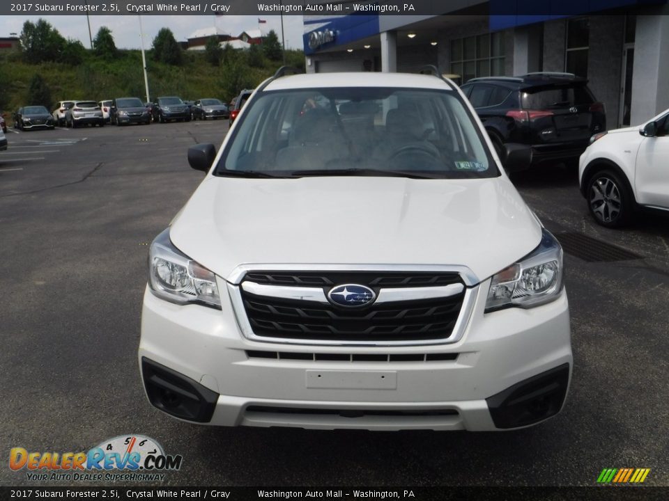 2017 Subaru Forester 2.5i Crystal White Pearl / Gray Photo #4