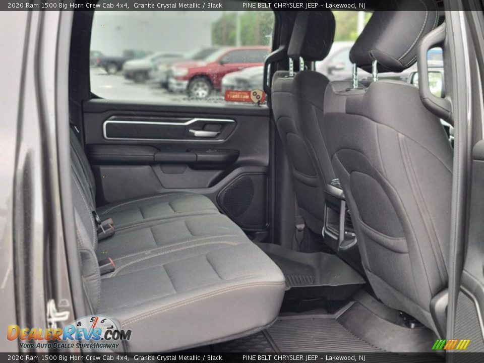 2020 Ram 1500 Big Horn Crew Cab 4x4 Granite Crystal Metallic / Black Photo #28