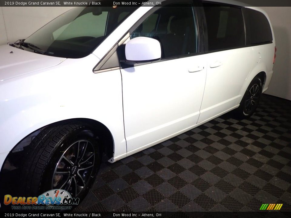 2019 Dodge Grand Caravan SE White Knuckle / Black Photo #11