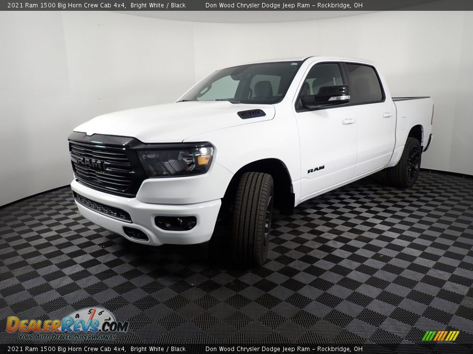 2021 Ram 1500 Big Horn Crew Cab 4x4 Bright White / Black Photo #9