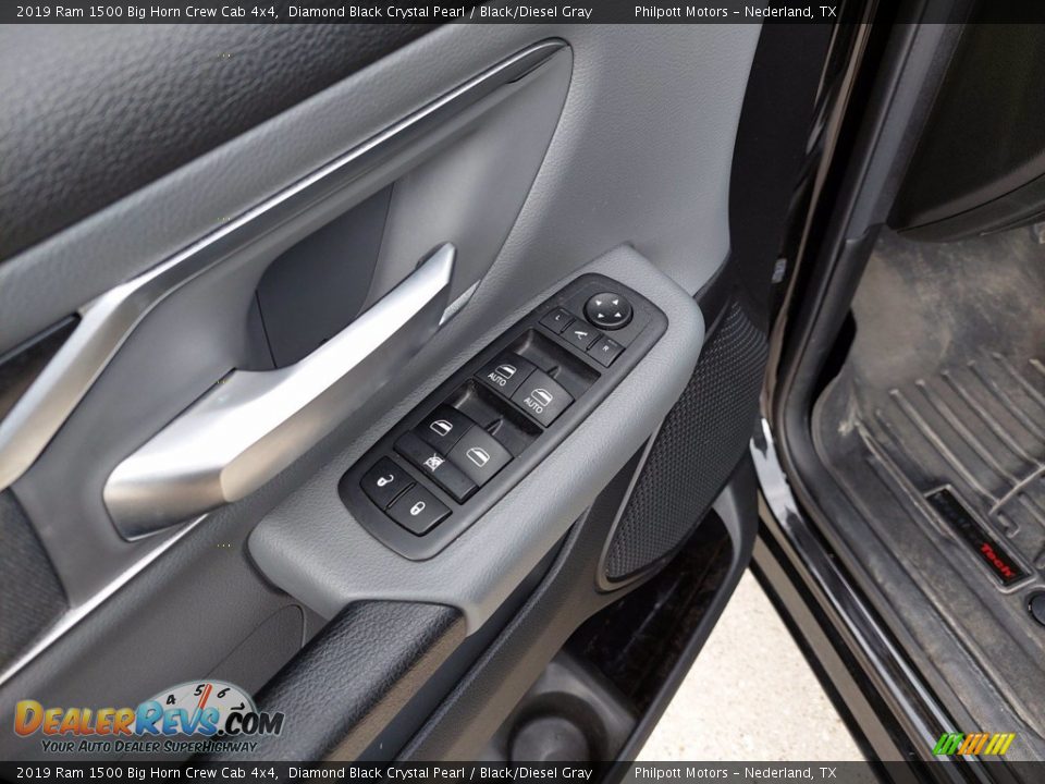 2019 Ram 1500 Big Horn Crew Cab 4x4 Diamond Black Crystal Pearl / Black/Diesel Gray Photo #14