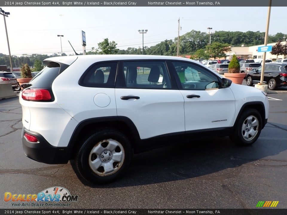 2014 Jeep Cherokee Sport 4x4 Bright White / Iceland - Black/Iceland Gray Photo #9