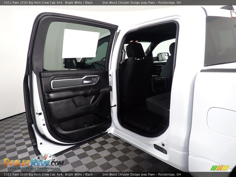 2021 Ram 1500 Big Horn Crew Cab 4x4 Bright White / Black Photo #31