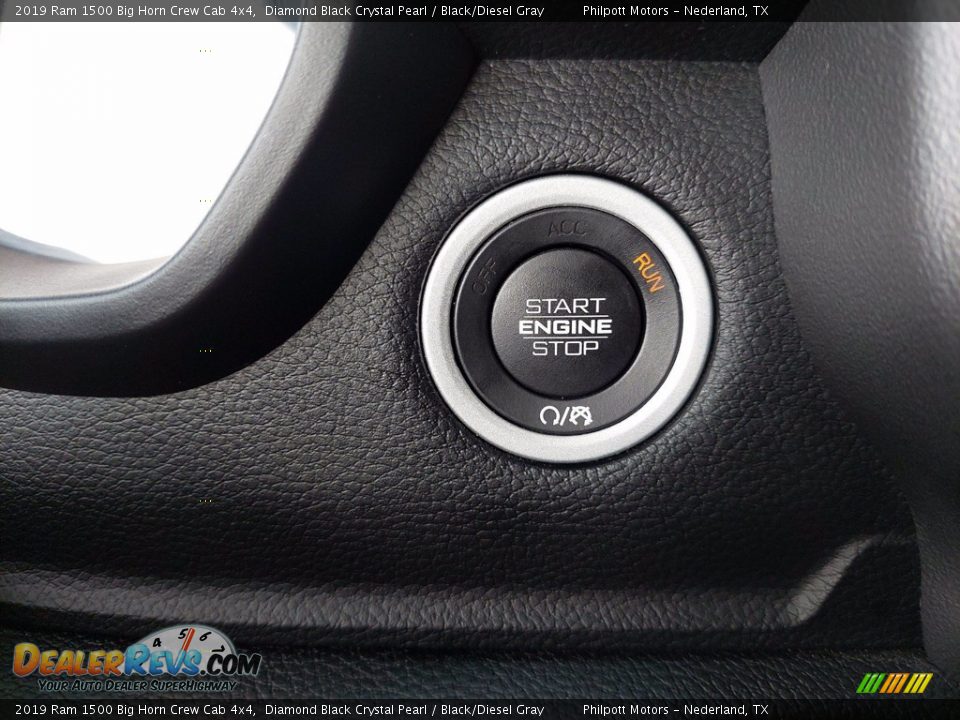 2019 Ram 1500 Big Horn Crew Cab 4x4 Diamond Black Crystal Pearl / Black/Diesel Gray Photo #27