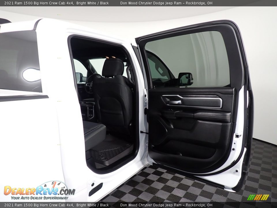 2021 Ram 1500 Big Horn Crew Cab 4x4 Bright White / Black Photo #36