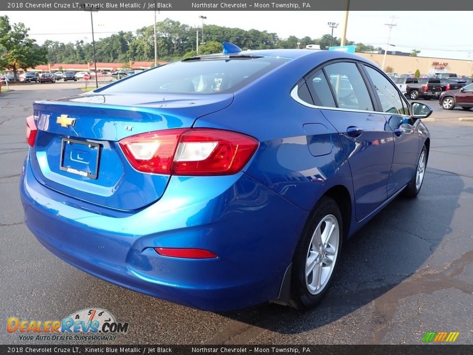 2018 Chevrolet Cruze LT Kinetic Blue Metallic / Jet Black Photo #8