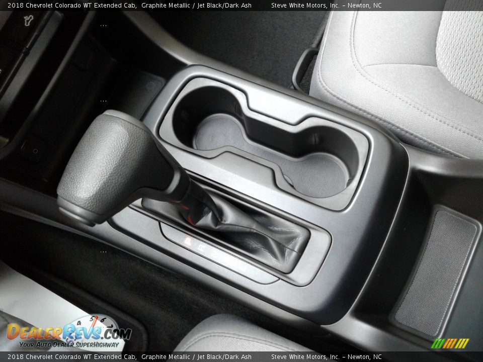 2018 Chevrolet Colorado WT Extended Cab Shifter Photo #23