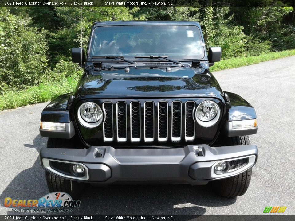 2021 Jeep Gladiator Overland 4x4 Black / Black Photo #3