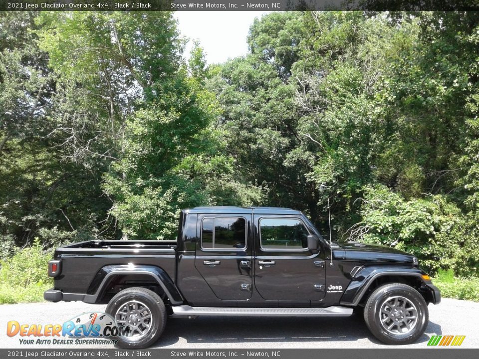 2021 Jeep Gladiator Overland 4x4 Black / Black Photo #5