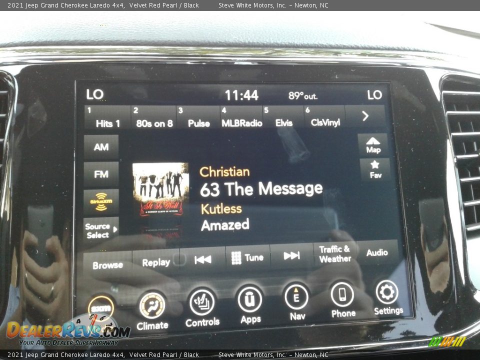 2021 Jeep Grand Cherokee Laredo 4x4 Velvet Red Pearl / Black Photo #22