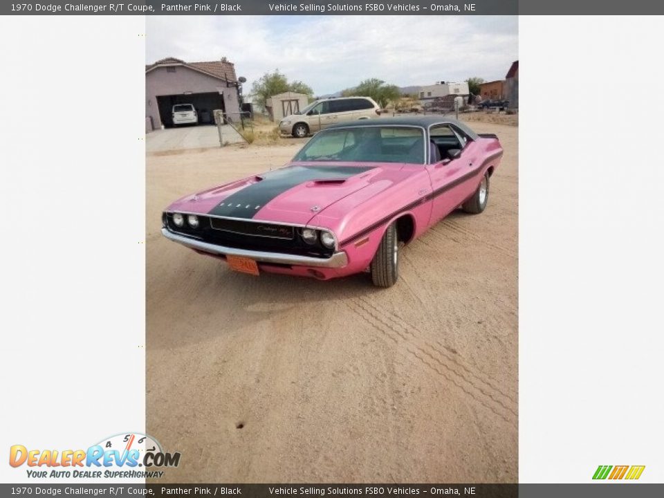 Front 3/4 View of 1970 Dodge Challenger R/T Coupe Photo #17