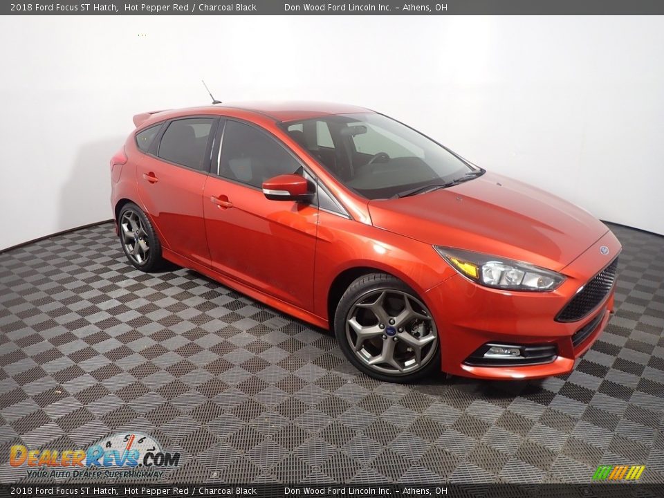2018 Ford Focus ST Hatch Hot Pepper Red / Charcoal Black Photo #3