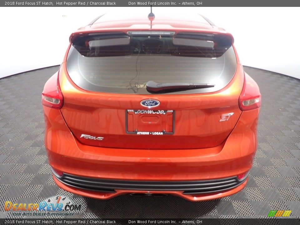 2018 Ford Focus ST Hatch Hot Pepper Red / Charcoal Black Photo #13