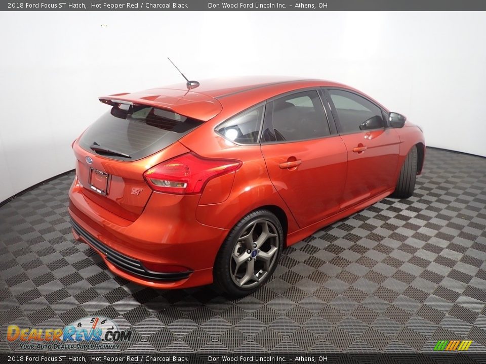 2018 Ford Focus ST Hatch Hot Pepper Red / Charcoal Black Photo #17