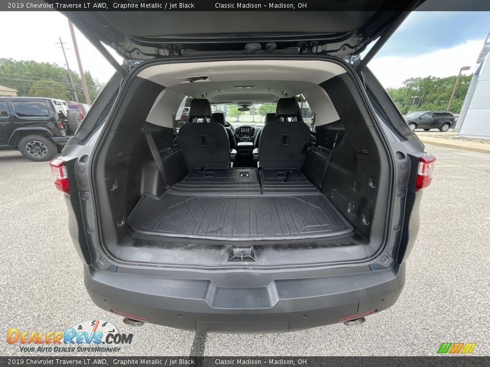 2019 Chevrolet Traverse LT AWD Graphite Metallic / Jet Black Photo #12