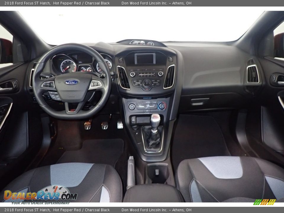 2018 Ford Focus ST Hatch Hot Pepper Red / Charcoal Black Photo #24