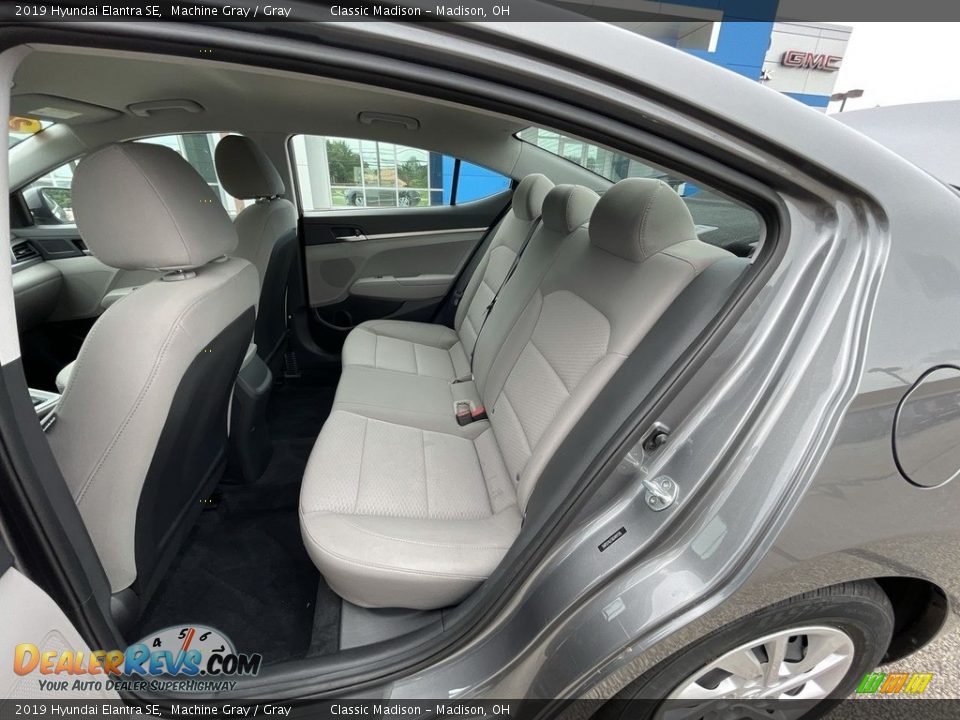 2019 Hyundai Elantra SE Machine Gray / Gray Photo #3