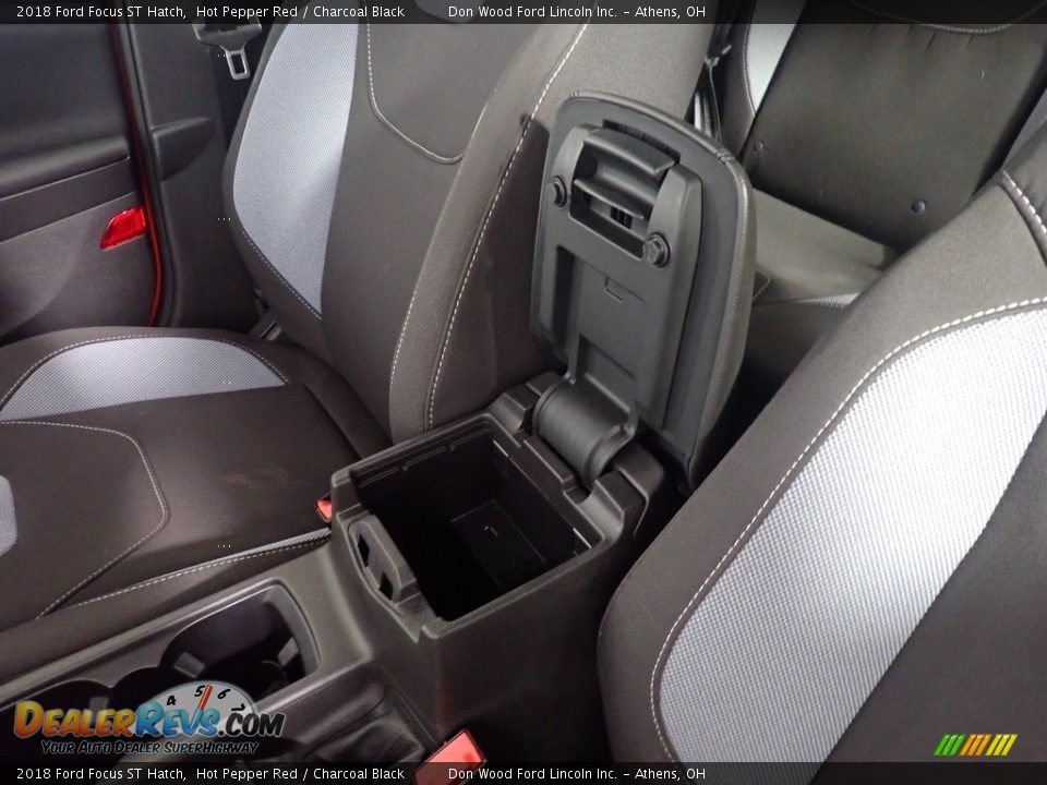 2018 Ford Focus ST Hatch Hot Pepper Red / Charcoal Black Photo #33