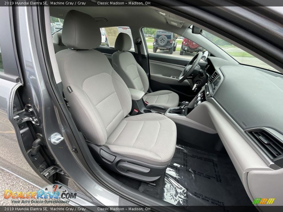 2019 Hyundai Elantra SE Machine Gray / Gray Photo #5