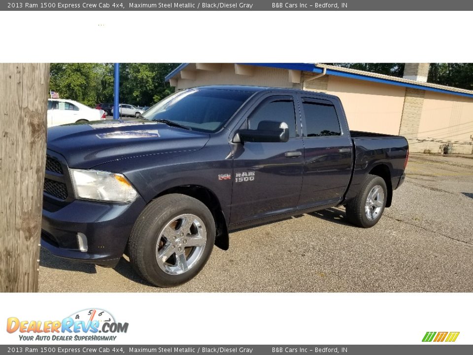 2013 Ram 1500 Express Crew Cab 4x4 Maximum Steel Metallic / Black/Diesel Gray Photo #4