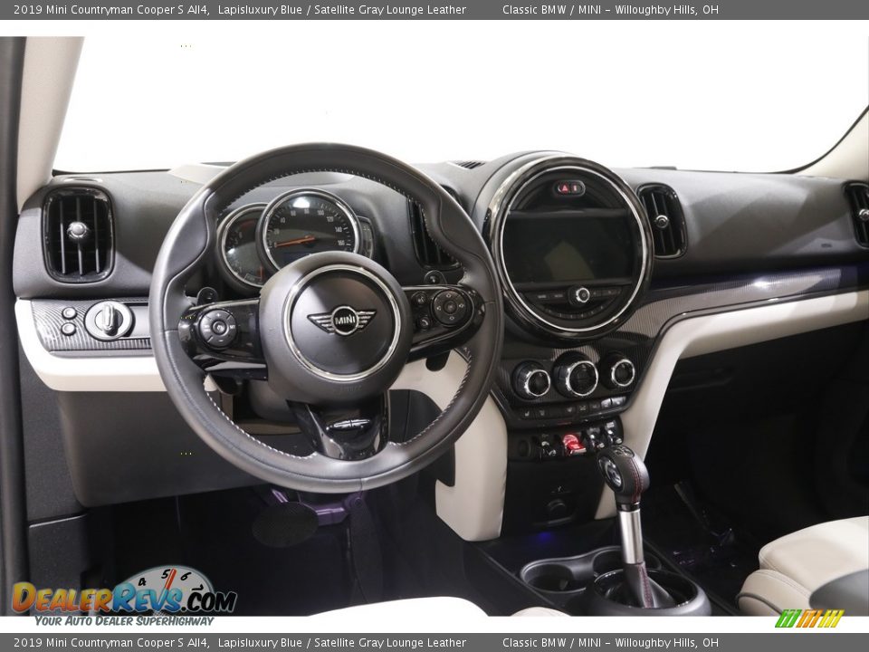 Dashboard of 2019 Mini Countryman Cooper S All4 Photo #6