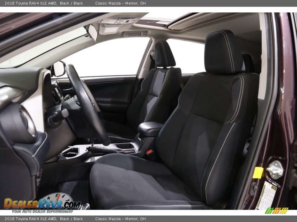2018 Toyota RAV4 XLE AWD Black / Black Photo #5