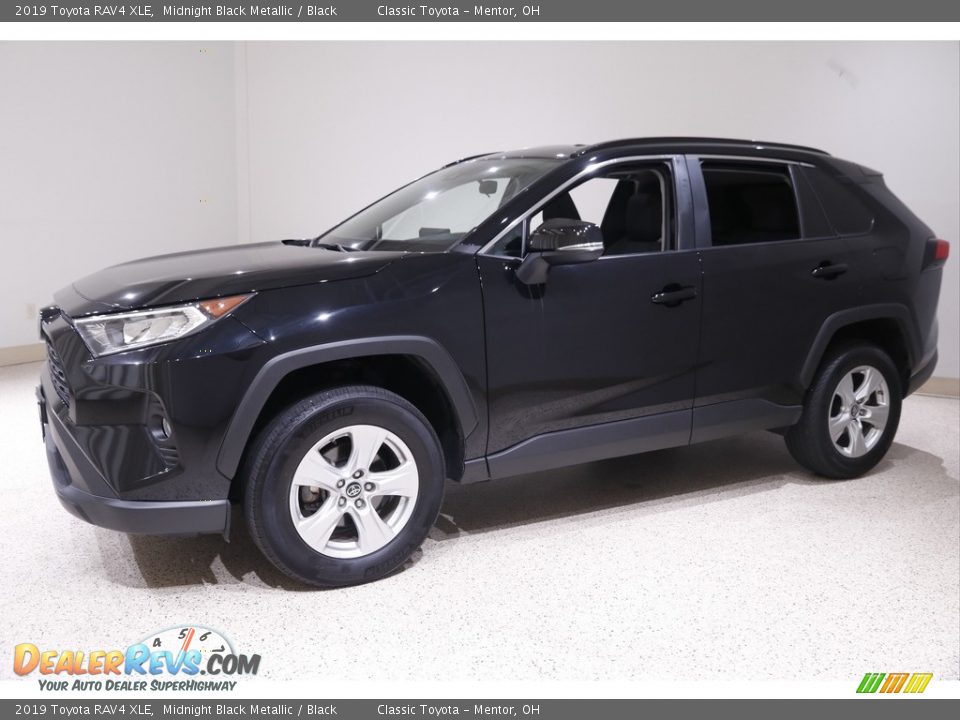 2019 Toyota RAV4 XLE Midnight Black Metallic / Black Photo #3