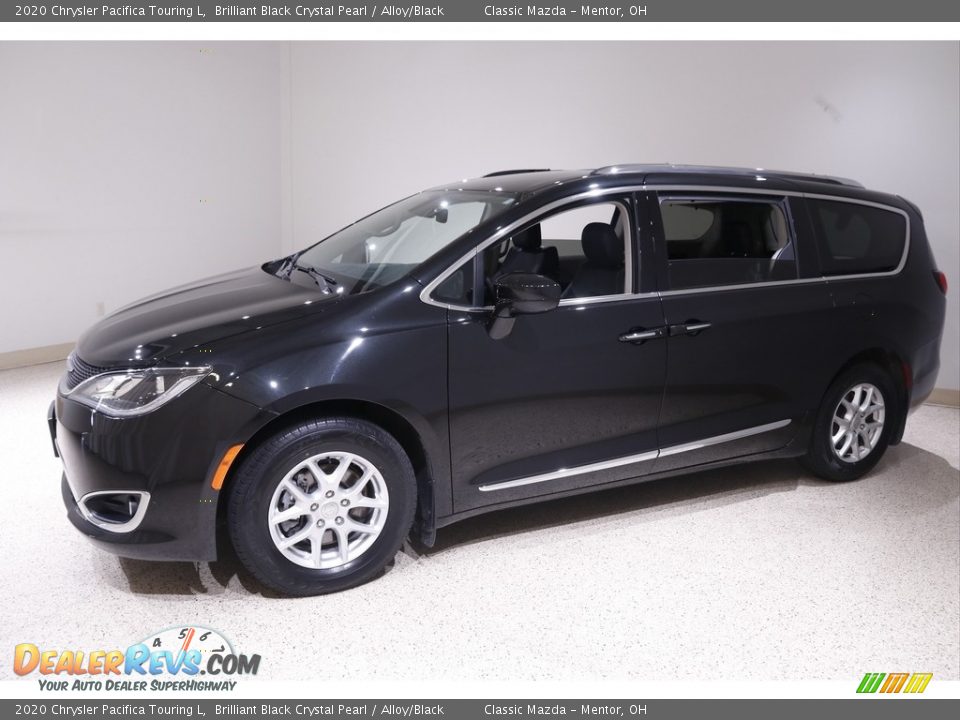 2020 Chrysler Pacifica Touring L Brilliant Black Crystal Pearl / Alloy/Black Photo #3