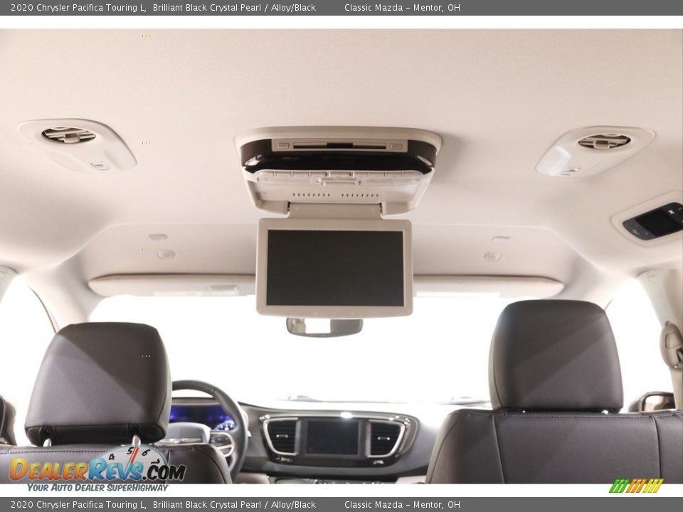 2020 Chrysler Pacifica Touring L Brilliant Black Crystal Pearl / Alloy/Black Photo #22