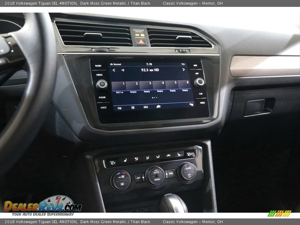 2018 Volkswagen Tiguan SEL 4MOTION Dark Moss Green Metallic / Titan Black Photo #9