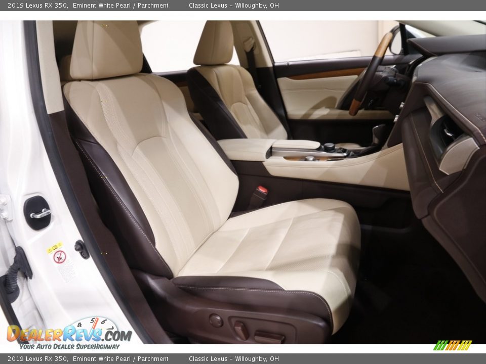 Front Seat of 2019 Lexus RX 350 Photo #17