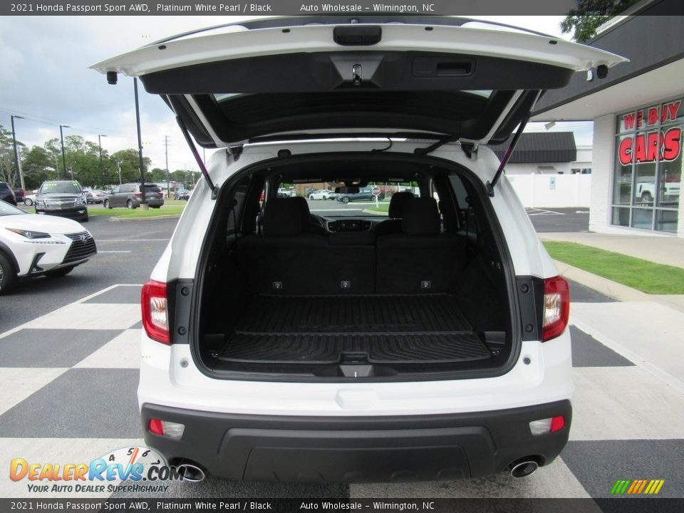 2021 Honda Passport Sport AWD Platinum White Pearl / Black Photo #5