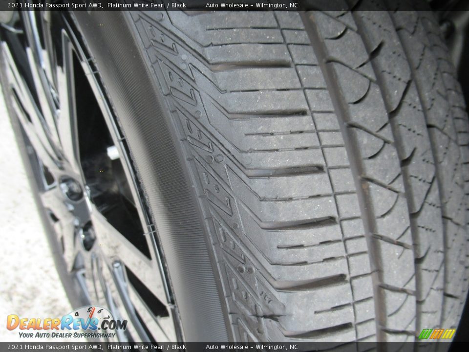 2021 Honda Passport Sport AWD Platinum White Pearl / Black Photo #9