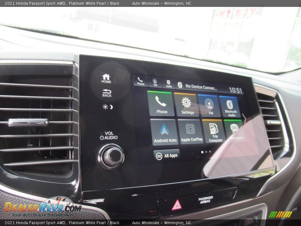 2021 Honda Passport Sport AWD Platinum White Pearl / Black Photo #17