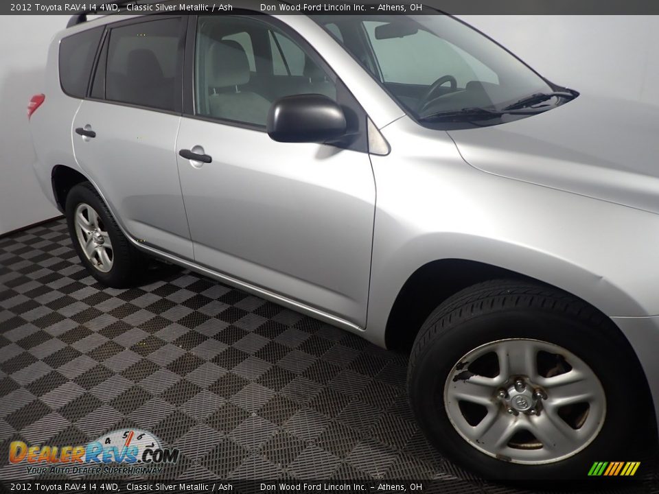 2012 Toyota RAV4 I4 4WD Classic Silver Metallic / Ash Photo #3