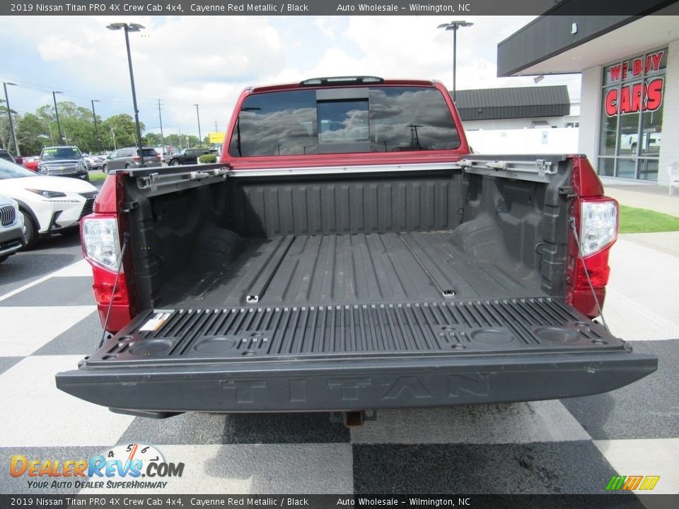 2019 Nissan Titan PRO 4X Crew Cab 4x4 Cayenne Red Metallic / Black Photo #5