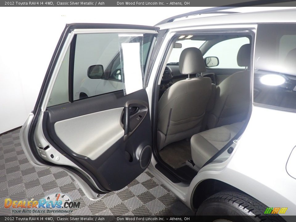2012 Toyota RAV4 I4 4WD Classic Silver Metallic / Ash Photo #30