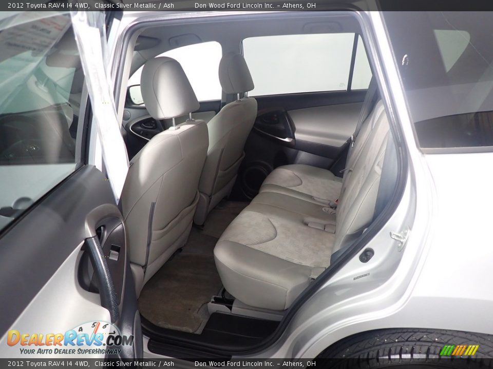 2012 Toyota RAV4 I4 4WD Classic Silver Metallic / Ash Photo #31